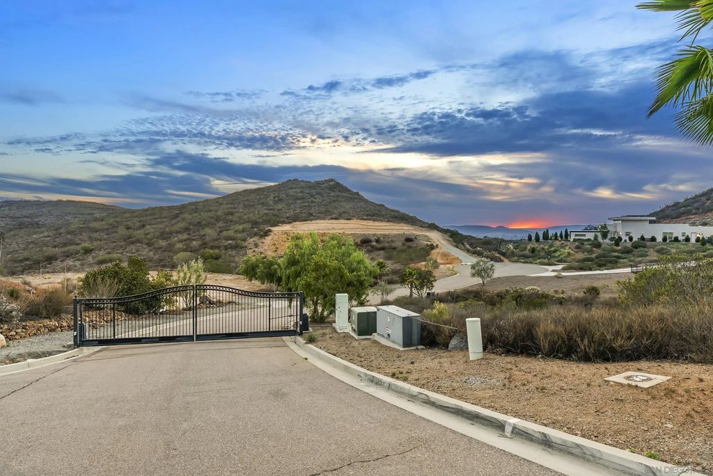 Photo of 15003 Toothrock Rd, Poway, CA 92064 (MLS # 250043952)