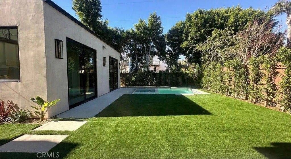 Photo of 4623 Atoll Avenue, Sherman Oaks, CA 91423 (MLS # SR26012647)