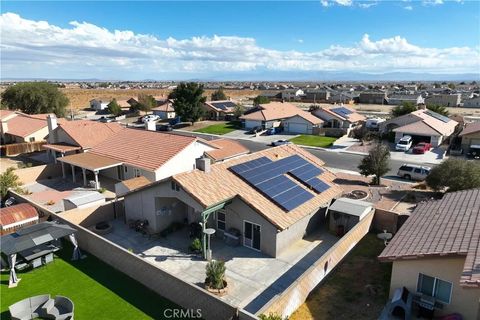 Tiny photo for 3325 Poplar St, Rosamond, CA 93560 (MLS # SR25234274)