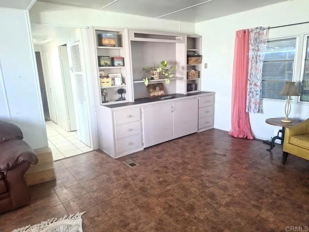 Photo of 211 N Citrus Ave #124, Escondido, CA 92027 (MLS # NDP2600330)