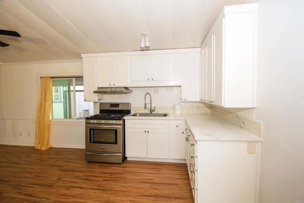 400 N Melrose SPC 40