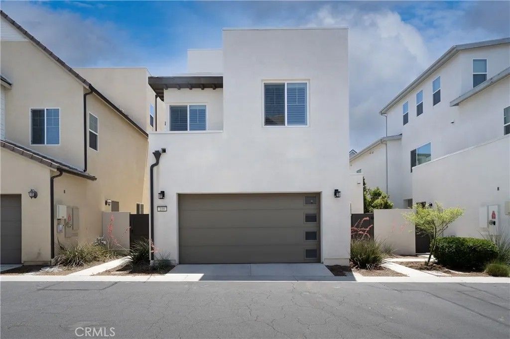 Photo of 109 Pitch, Irvine, CA 92618 (MLS # OC26045101)