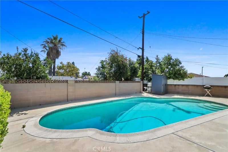 14751 San Esteban Dr