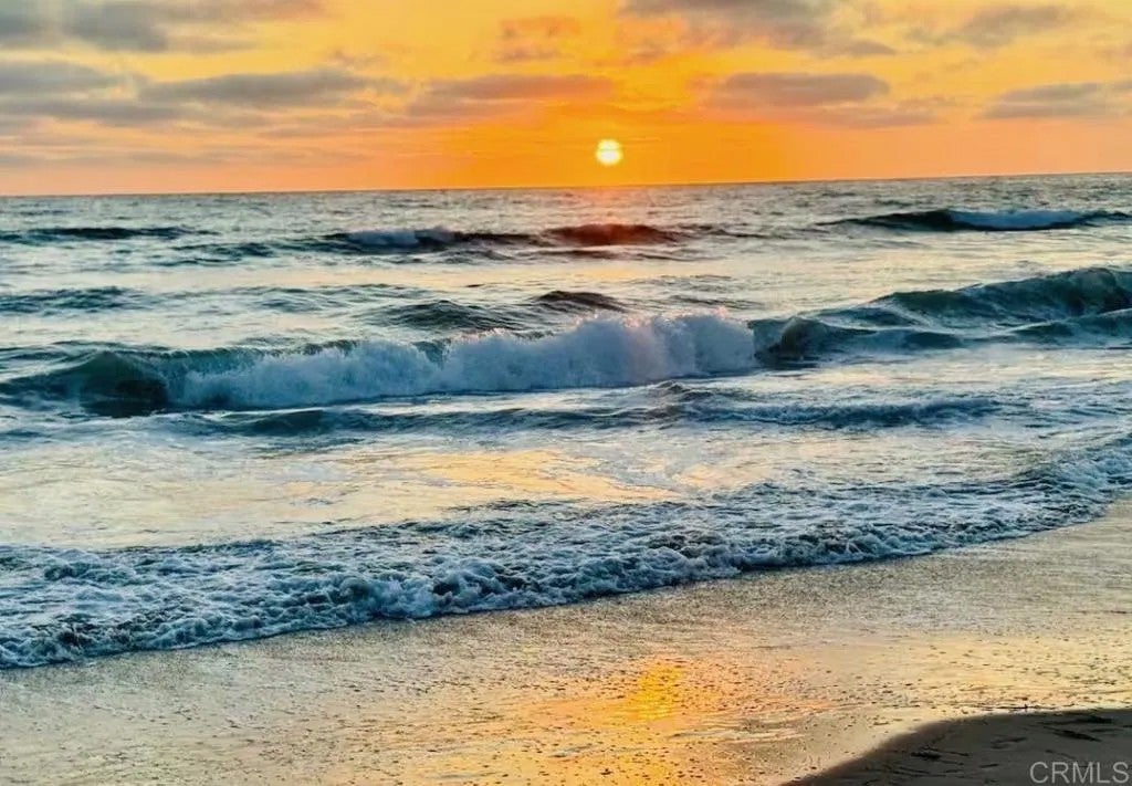 1562 CAMINO DEL MAR 635