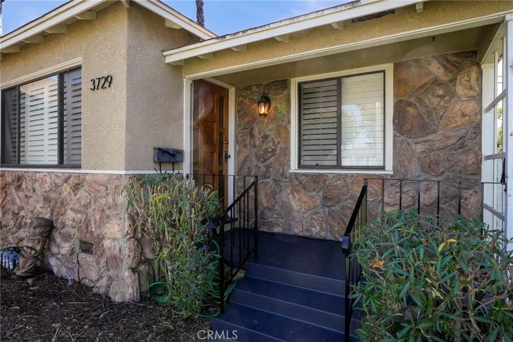 3729 Mcnab