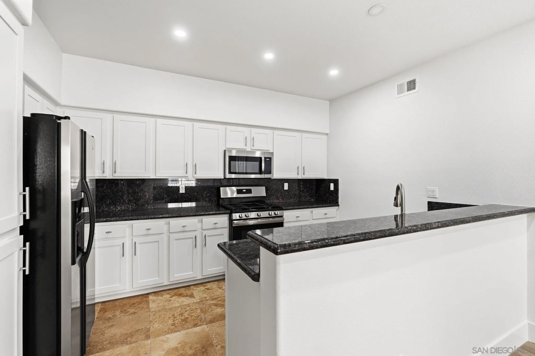 12372 Carmel Country Road 206