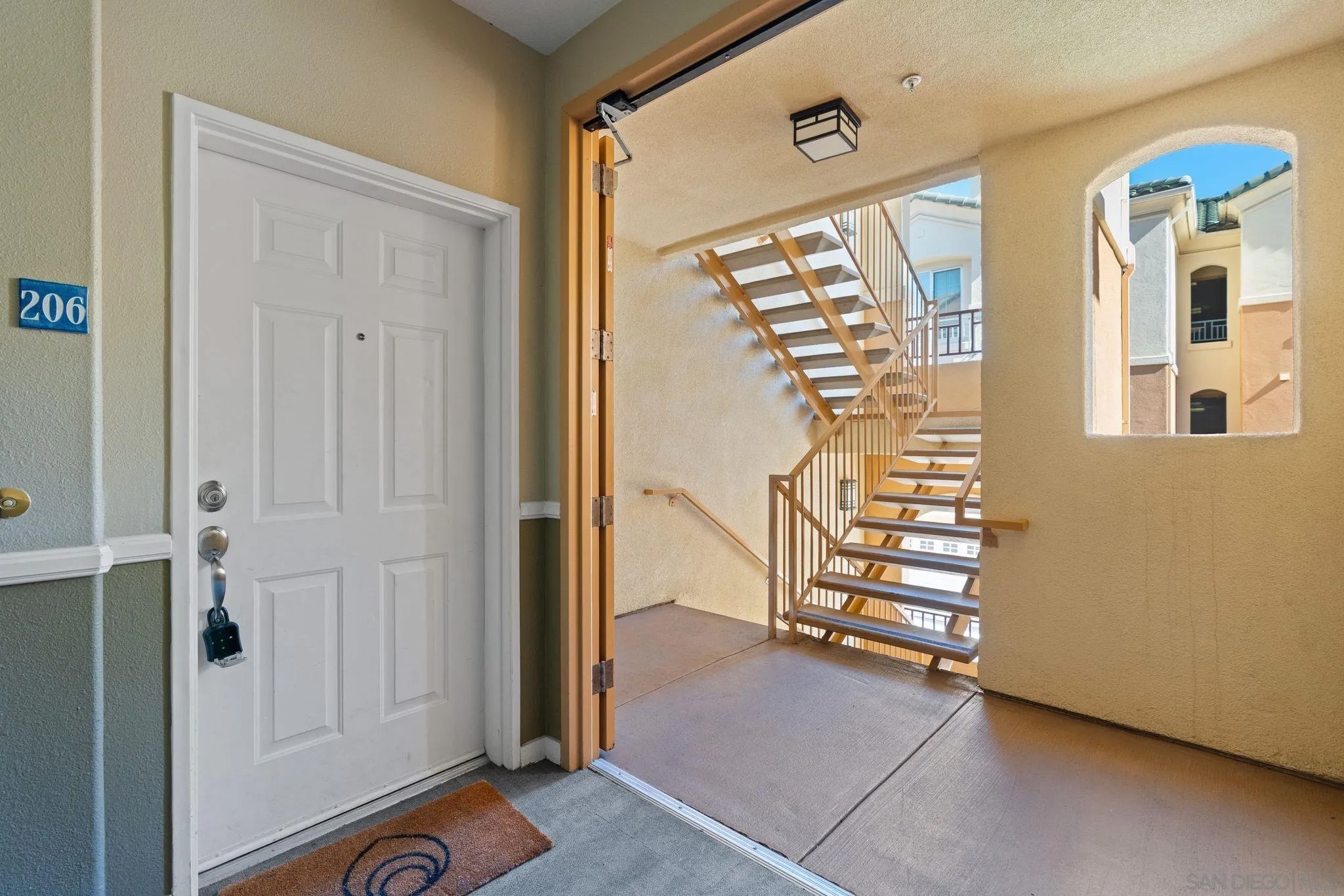 12372 Carmel Country Road 206