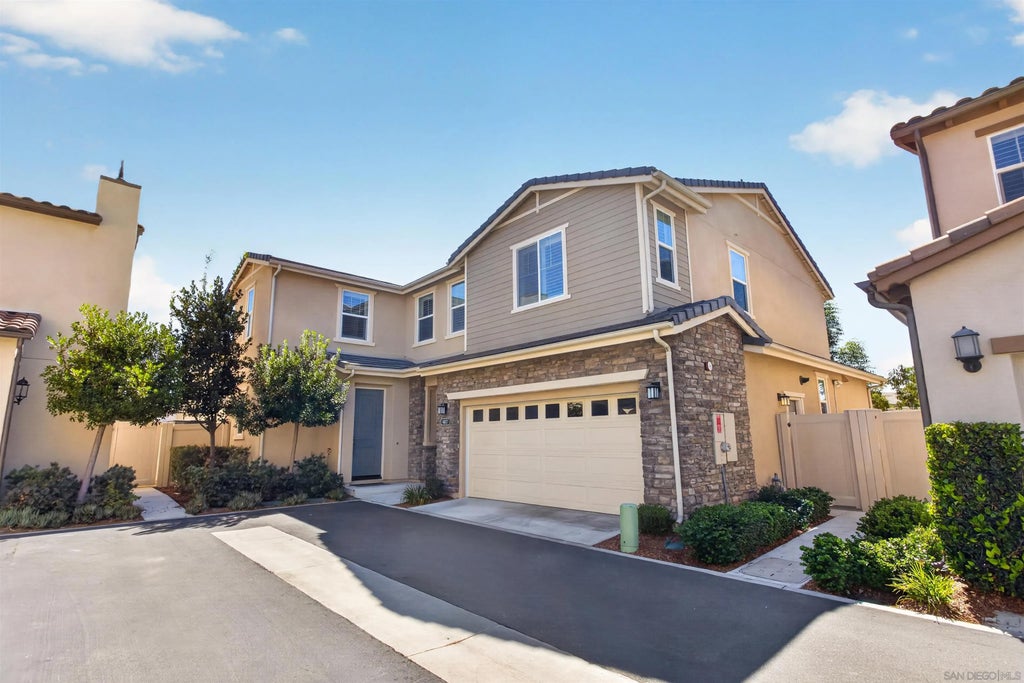 Photo of 6617 Spartina Ct, Carlsbad, CA 92011 (MLS # 260008577)
