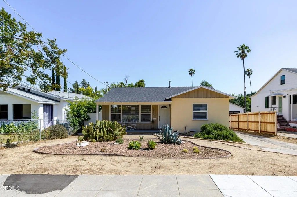 Photo of 1500 E Topeka Street, Pasadena, CA 91104 (MLS # P1-24768)