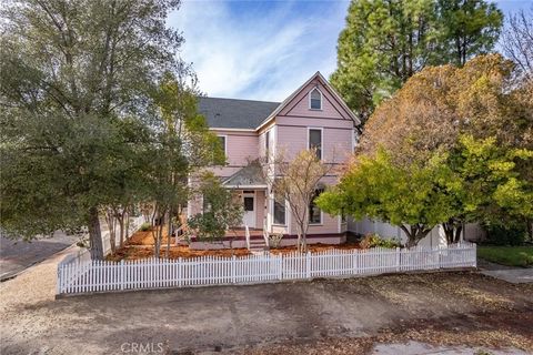Photo of 1803 Pine Street, Paso Robles, CA 93446 (MLS # NS25075863)