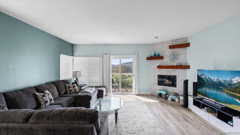 16424 Avenida Venusto C San Diego CA 92128