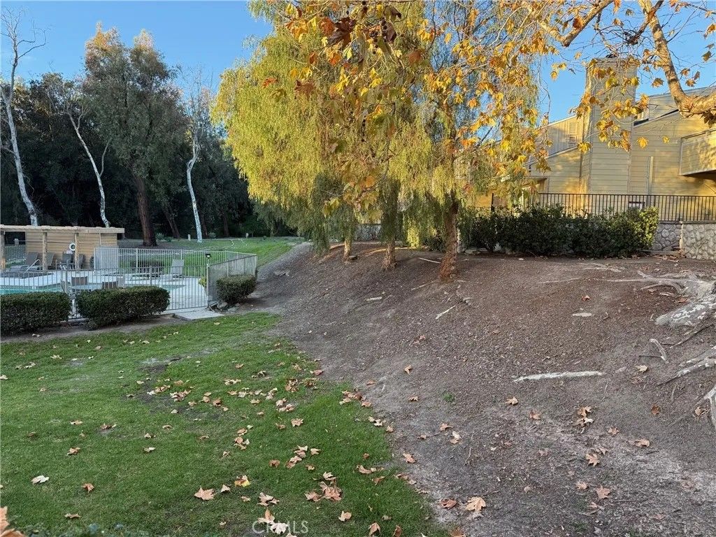 Photo of 23551 Avenida La Caza, Coto De Caza, CA 92679 (MLS # OC26012337)