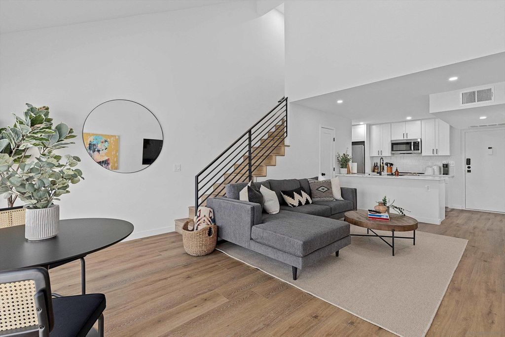 Photo of 6111 Rancho Mission Rd #313, San Diego, CA 92108 (MLS # 260004961)