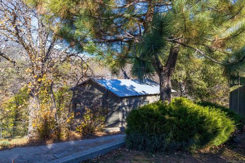 Tiny photo for 2327 Banner Dr, Julian, CA 92036 (MLS # 250045710)