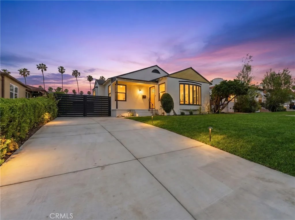 5323 S Mullen