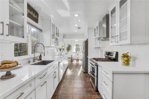 15346 Talbot La Mirada CA 90638