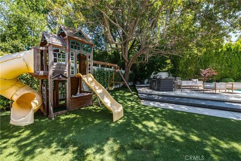 Tiny photo for 3544 Laurel Canyon, Studio City, CA 91604 (MLS # SR25252080)