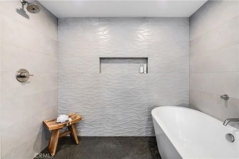 Tiny photo for 3544 Laurel Canyon, Studio City, CA 91604 (MLS # SR25252080)