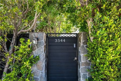 Tiny photo for 3544 Laurel Canyon, Studio City, CA 91604 (MLS # SR25252080)