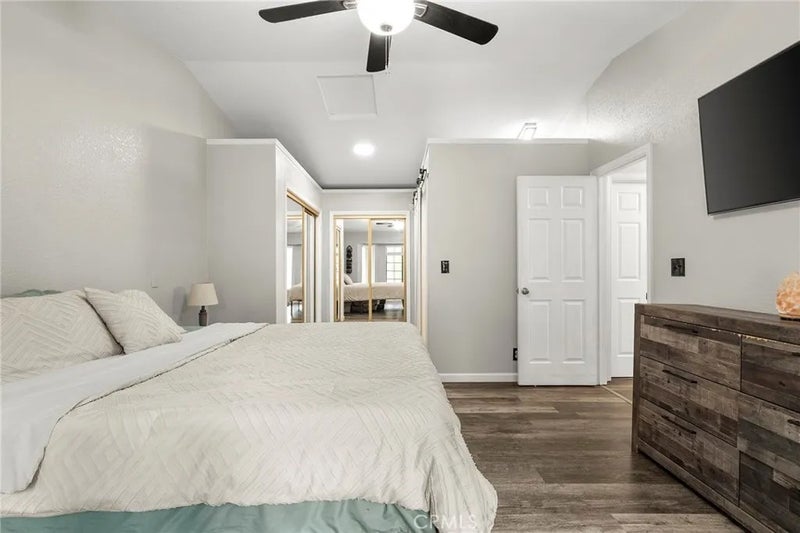 14368 Sinclair Circle