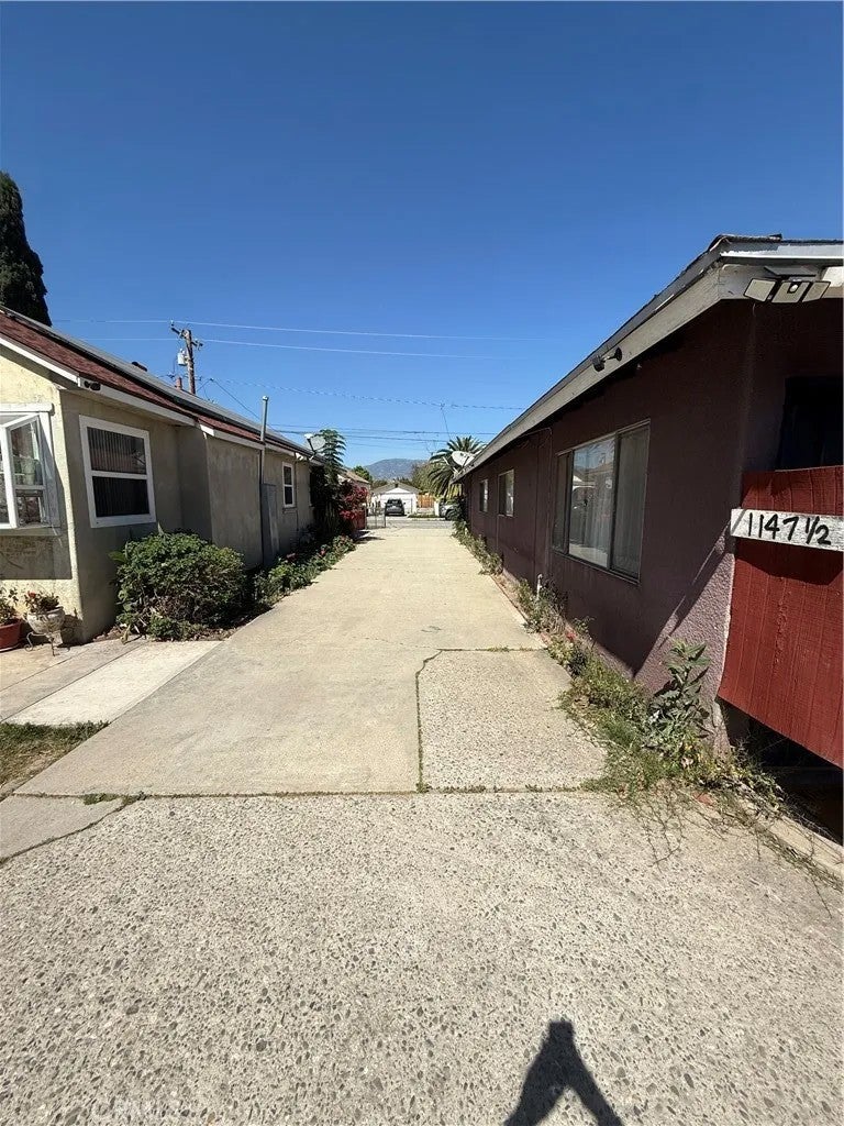 1147 Spruce