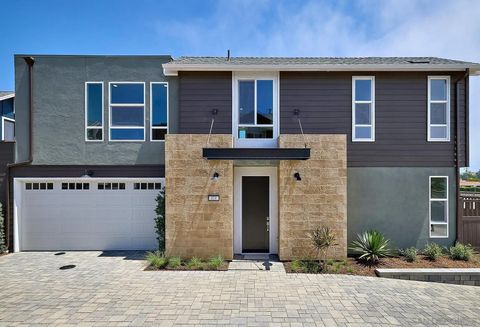 Photo of 551 N Vulcan Ave, Encinitas, CA 92024 (MLS # 250042780)