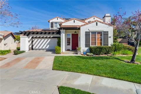 Photo of 34832 Fairport Way, Yucaipa, CA 92399 (MLS # IV26049800)