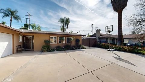 Tiny photo for 2078 Livingston Street, Riverside, CA 92506 (MLS # IV26043190)