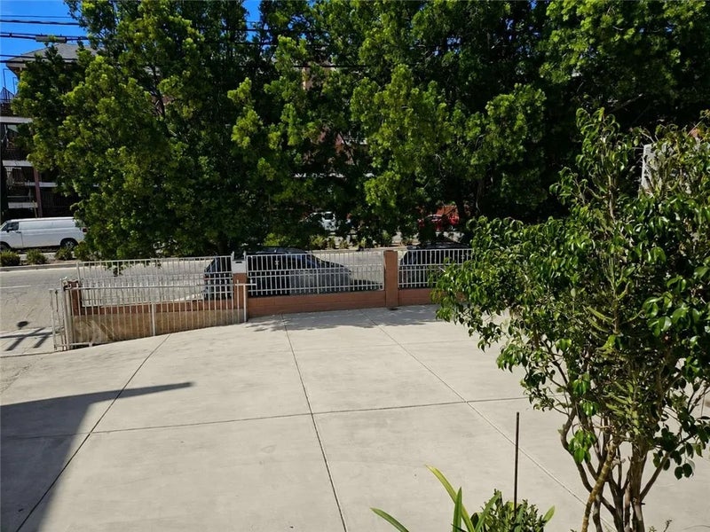 3428 Fletcher Drive