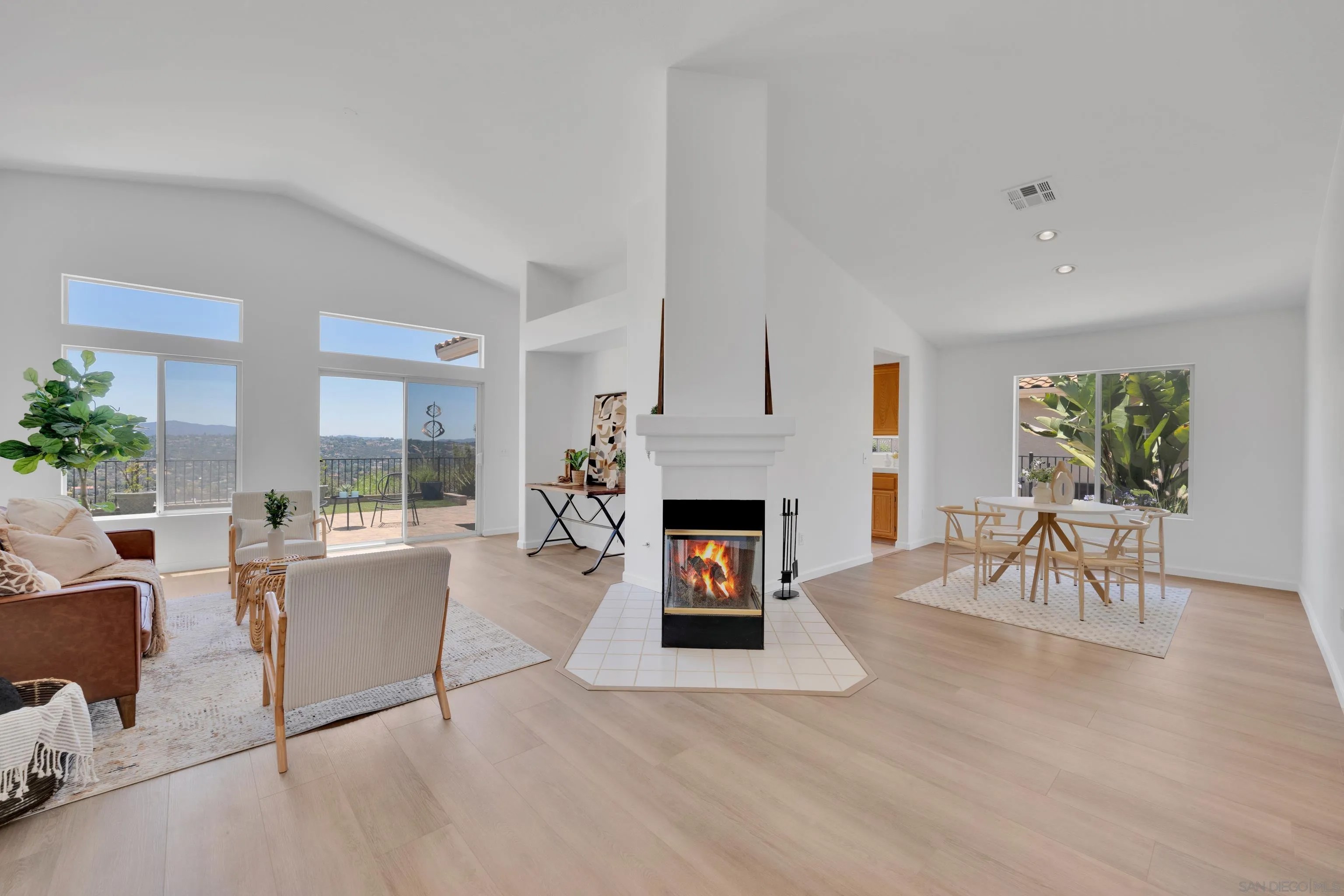 2334 Columbine Dr