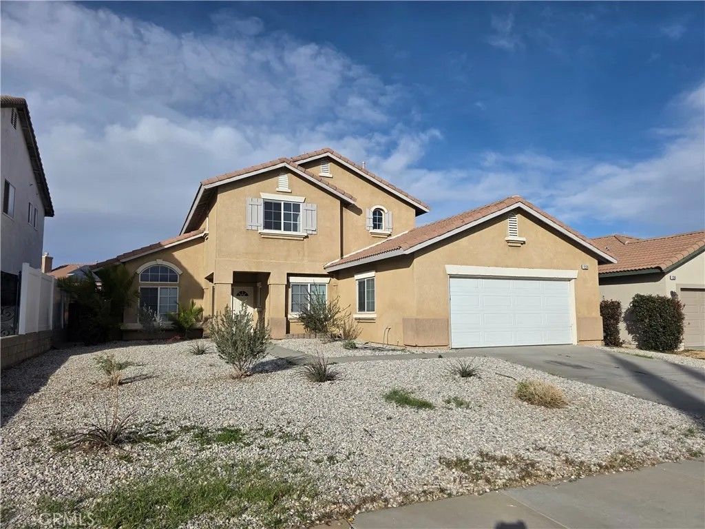 Photo of 12378 Blazing Star Ln, Victorville, CA 92392 (MLS # SR26069188)