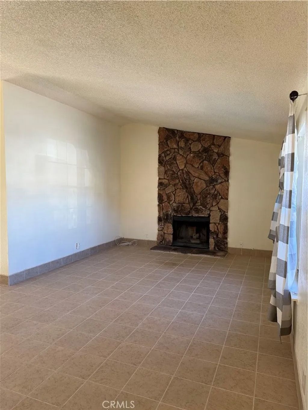 Photo of 15171 Wildrose St, Victorville, CA 92394 (MLS # IG25259972)