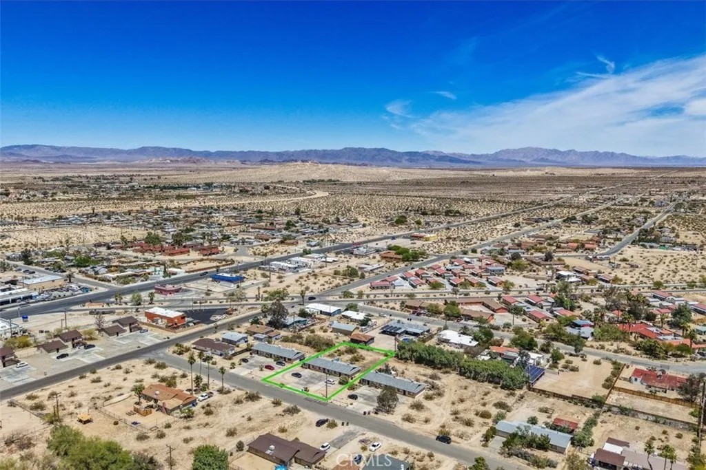 6607 Palo Verde Avenue