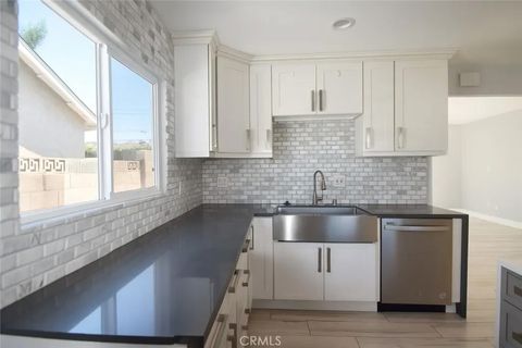 Tiny photo for 5082 Bluejay Cir, Huntington Beach, CA 92649 (MLS # OC25247947)