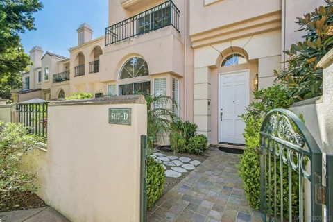 5117 Renaissance Ave Unit D, San Diego, CA 92122 - #: 260016269
