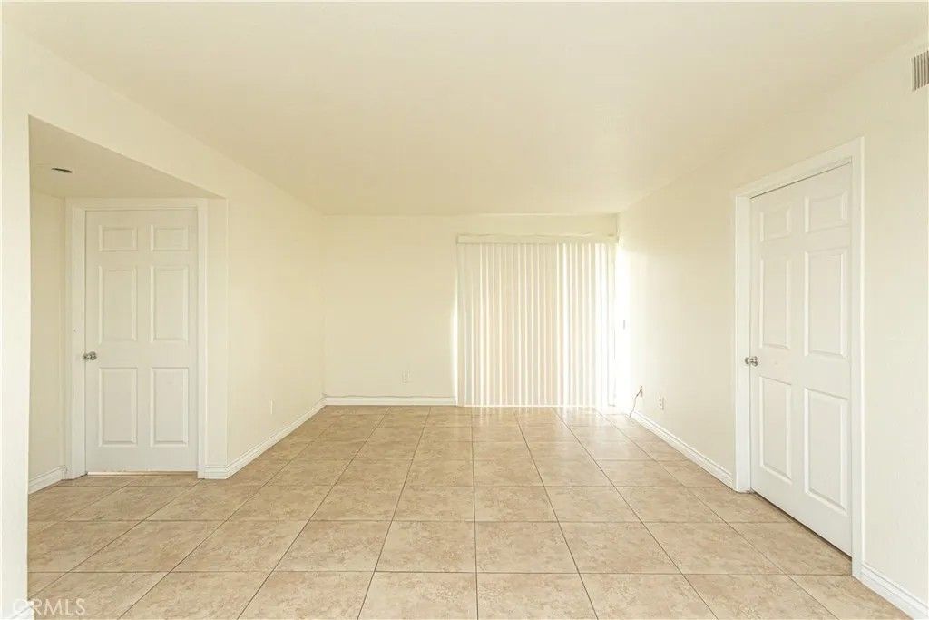Photo of 1265 Kendall Dr #811, San Bernardino, CA 92407 (MLS # CV26006881)