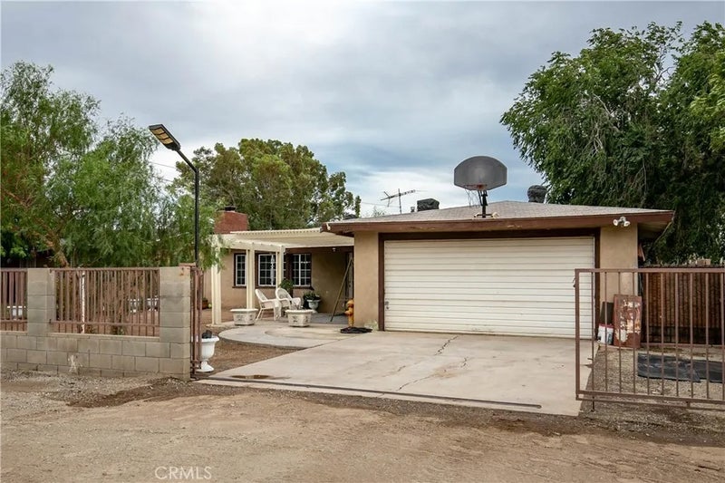 2618 E Avenue Q4