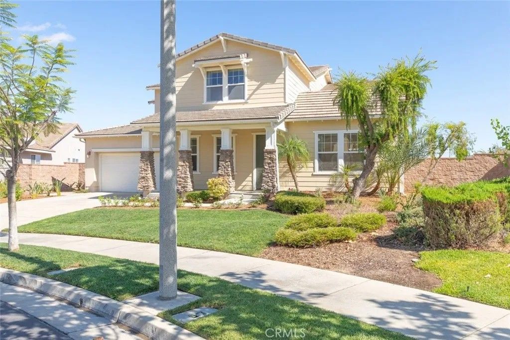 Photo of 11400 Bluebird Way, Corona, CA 92883 (MLS # IG25216237)