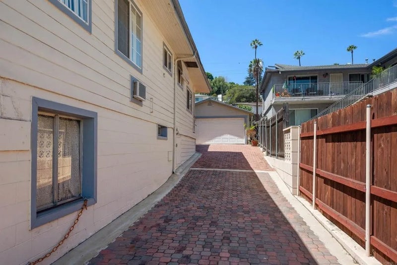 4554 Date Avenue