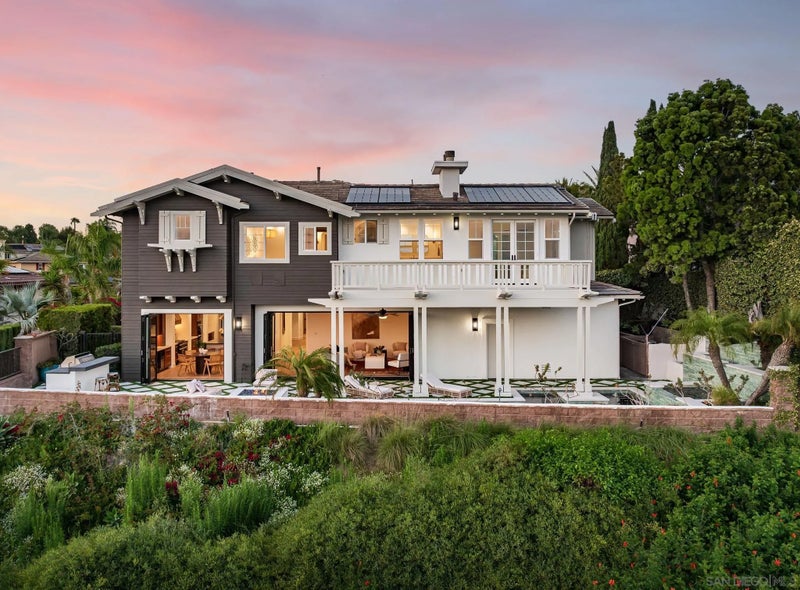 1375 Ravean Ct