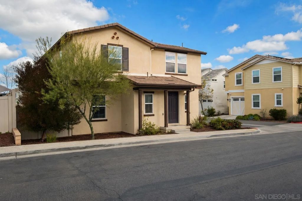 Photo of 13650 Gray Hawk Way, Valley Center, CA 92082 (MLS # 260005860)