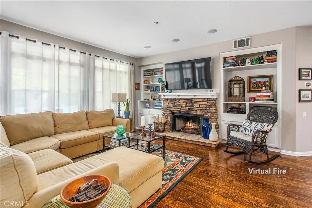 Photo of 512 Golden West Drive, Redlands, CA 92373 (MLS # IG26009658)