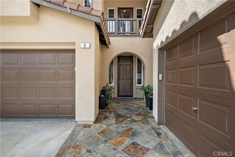 5 Lyon Ridge