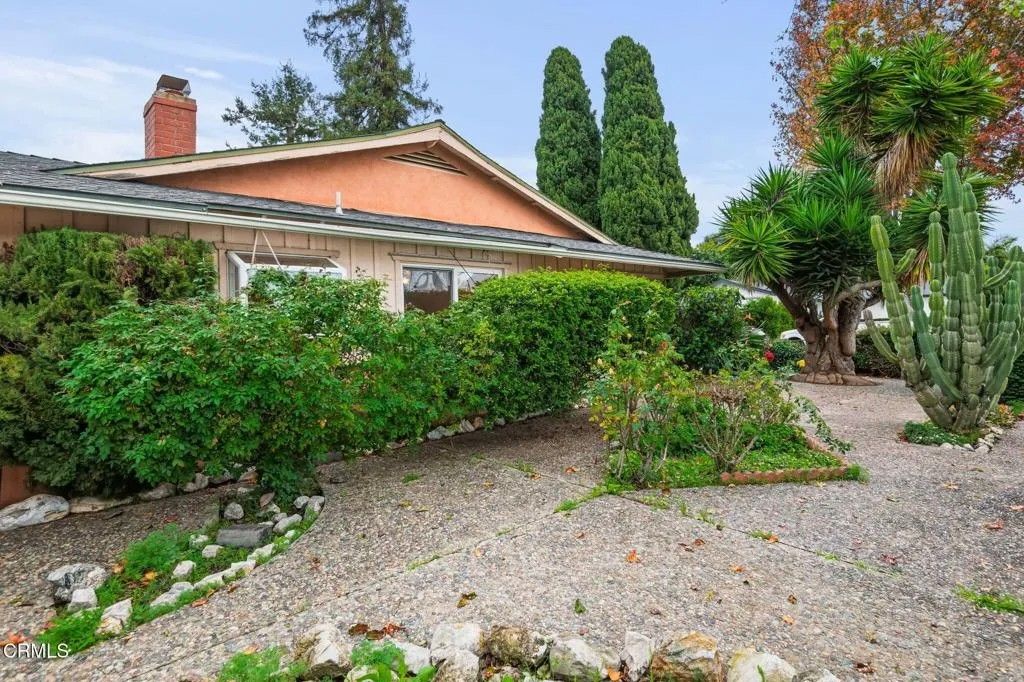 Photo of 53 Walnut Lane, Santa Barbara, CA 93111 (MLS # V1-34053)