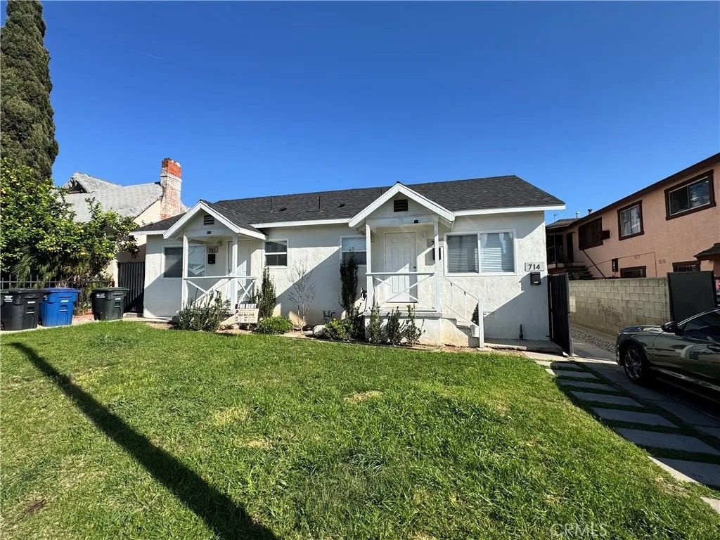 Photo of 710 Bradshawe Ave, East Los Angeles, CA 90022 (MLS # DW26041992)