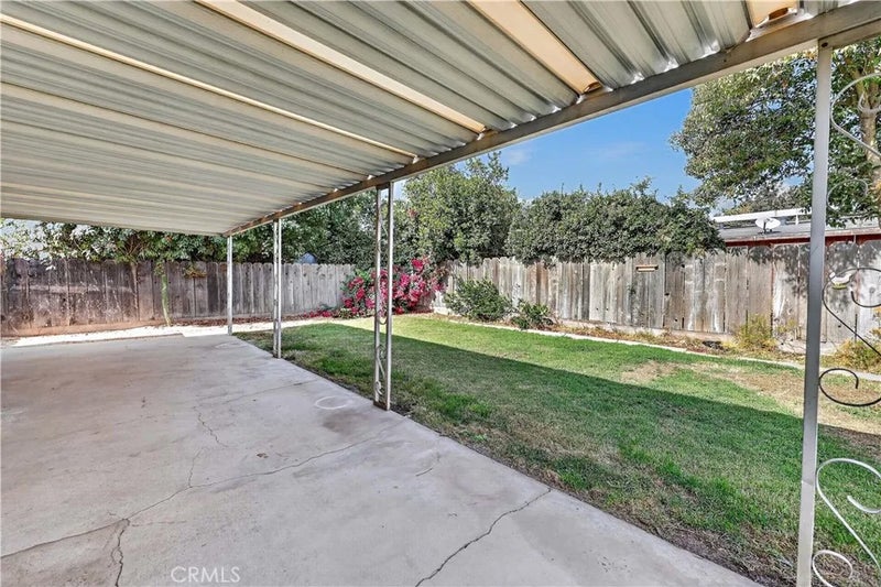 1523 Tamarack Avenue