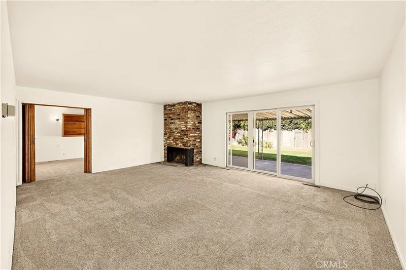 1523 Tamarack Avenue