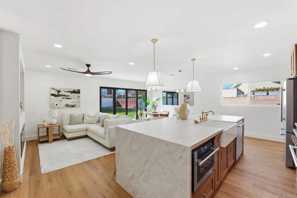 6617 Rockglen Avenue