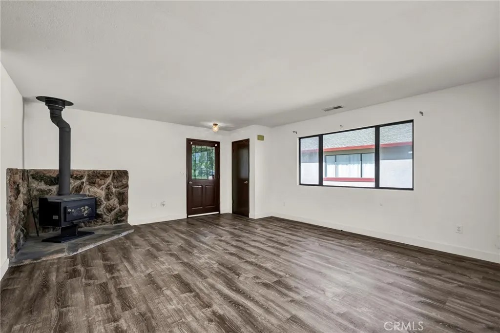 19270 Mountain Meadow South