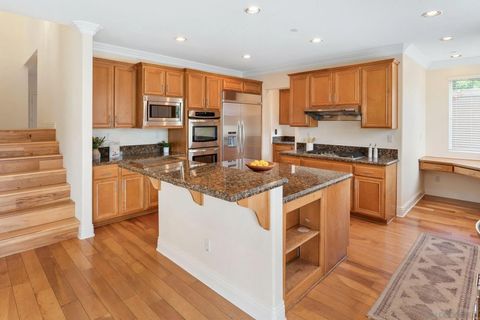 Tiny photo for 16393 Fox Valley Dr, San Diego, CA 92127 (MLS # 250042084)